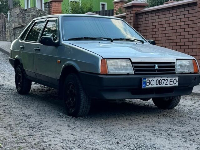 Серый ВАЗ 21099, объемом двигателя 1.5 л и пробегом 250 тыс. км за 950 $, фото 1 на Automoto.ua