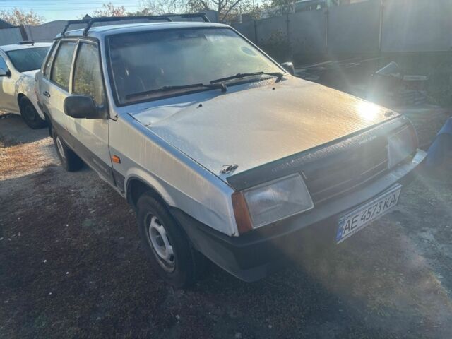 Серый ВАЗ 21099, объемом двигателя 1.5 л и пробегом 325 тыс. км за 750 $, фото 1 на Automoto.ua