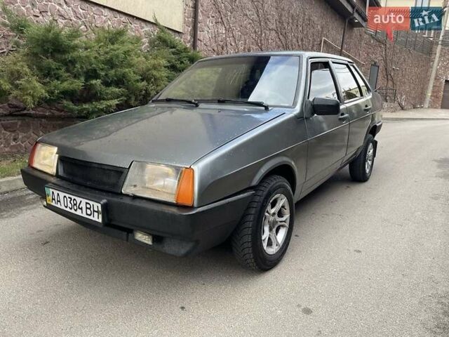 Серый ВАЗ 21099, объемом двигателя 1.5 л и пробегом 195 тыс. км за 1950 $, фото 1 на Automoto.ua