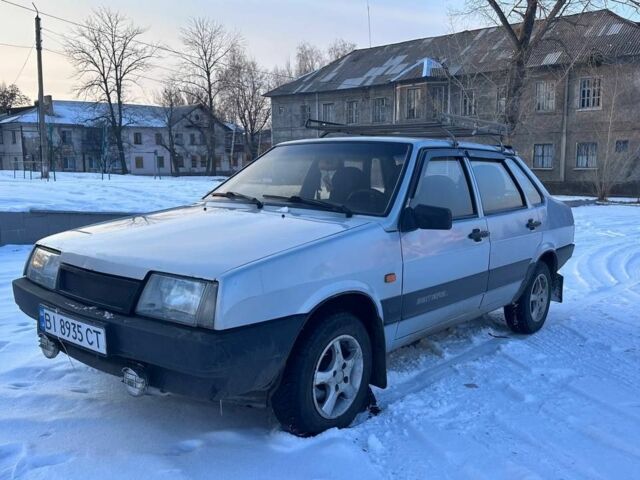 Серый ВАЗ 21099, объемом двигателя 1.5 л и пробегом 180 тыс. км за 1400 $, фото 1 на Automoto.ua