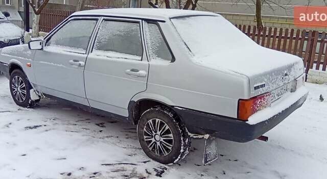 Серый ВАЗ 21099, объемом двигателя 1.5 л и пробегом 150 тыс. км за 1200 $, фото 1 на Automoto.ua