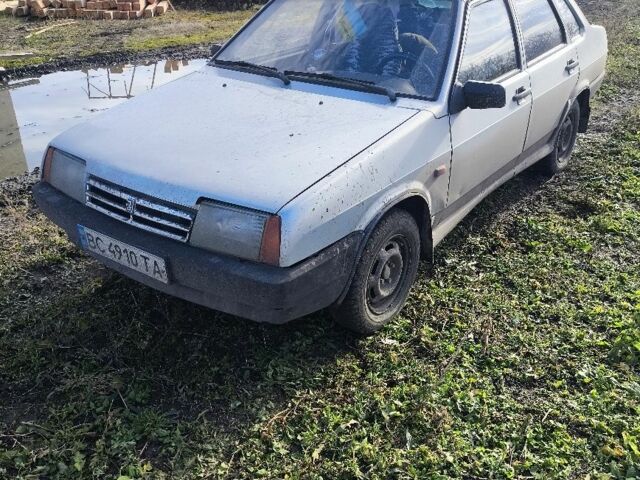 Серый ВАЗ 21099, объемом двигателя 1.5 л и пробегом 200 тыс. км за 1400 $, фото 1 на Automoto.ua