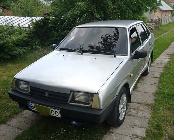Серый ВАЗ 21099, объемом двигателя 1.5 л и пробегом 195 тыс. км за 1500 $, фото 1 на Automoto.ua