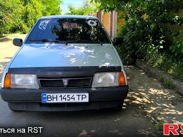 Серый ВАЗ 21099, объемом двигателя 1.5 л и пробегом 300 тыс. км за 1150 $, фото 1 на Automoto.ua