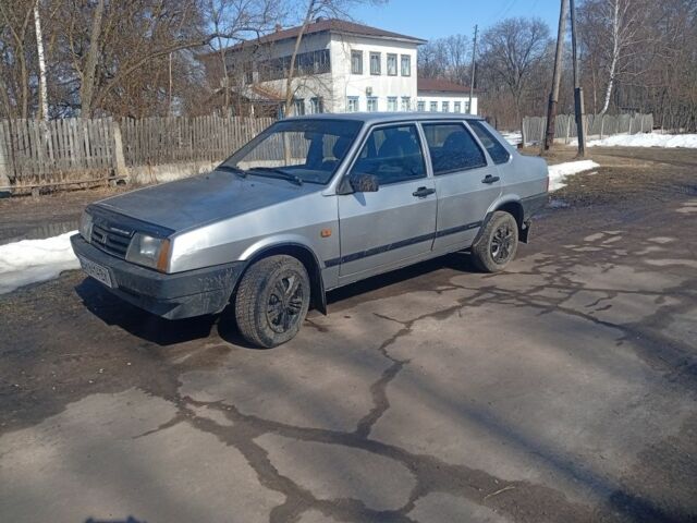 Серый ВАЗ 21099, объемом двигателя 1.5 л и пробегом 240 тыс. км за 1300 $, фото 1 на Automoto.ua