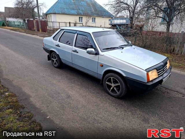 Серый ВАЗ 21099, объемом двигателя 1.5 л и пробегом 200 тыс. км за 1500 $, фото 1 на Automoto.ua