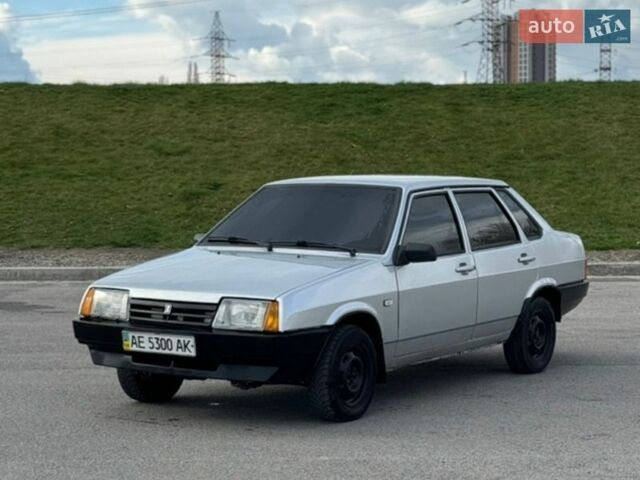 Сірий ВАЗ 21099, об'ємом двигуна 1.6 л та пробігом 150 тис. км за 2000 $, фото 1 на Automoto.ua