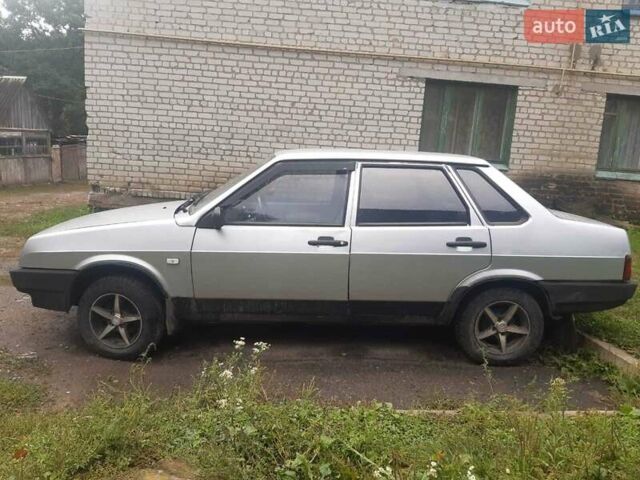 Серый ВАЗ 21099, объемом двигателя 1.5 л и пробегом 526 тыс. км за 2000 $, фото 1 на Automoto.ua