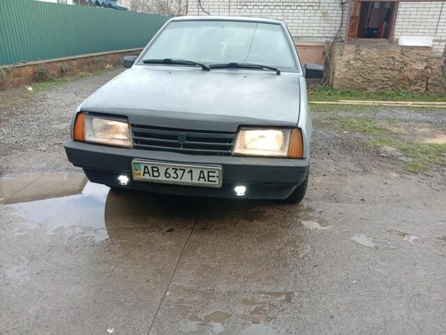 Серый ВАЗ 21099, объемом двигателя 1.6 л и пробегом 298 тыс. км за 1250 $, фото 1 на Automoto.ua