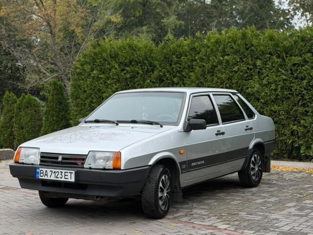 Сірий ВАЗ 21099, об'ємом двигуна 1.5 л та пробігом 127 тис. км за 1850 $, фото 1 на Automoto.ua