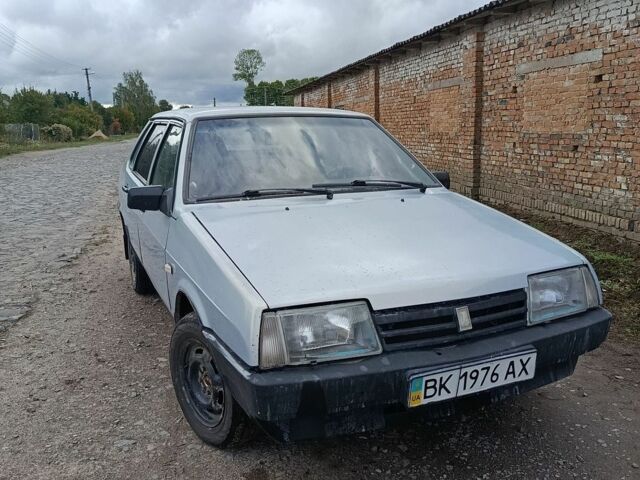 Сірий ВАЗ 21099, об'ємом двигуна 1.5 л та пробігом 250 тис. км за 1050 $, фото 1 на Automoto.ua