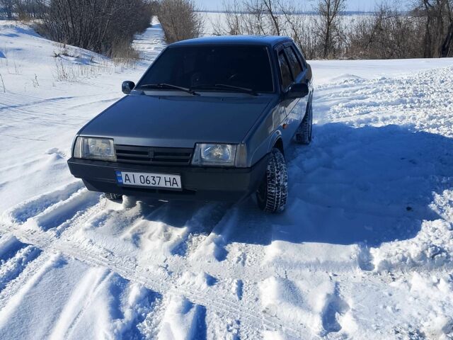 Серый ВАЗ 21099, объемом двигателя 1.5 л и пробегом 283 тыс. км за 1800 $, фото 1 на Automoto.ua