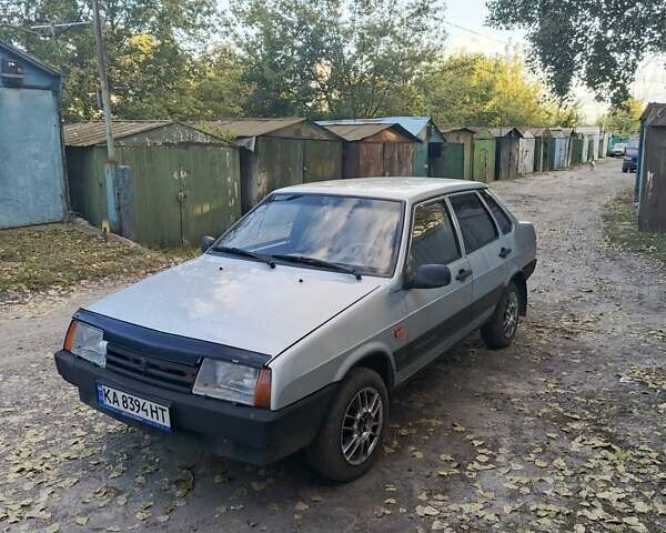 Сірий ВАЗ 21099, об'ємом двигуна 1.5 л та пробігом 250 тис. км за 1650 $, фото 1 на Automoto.ua