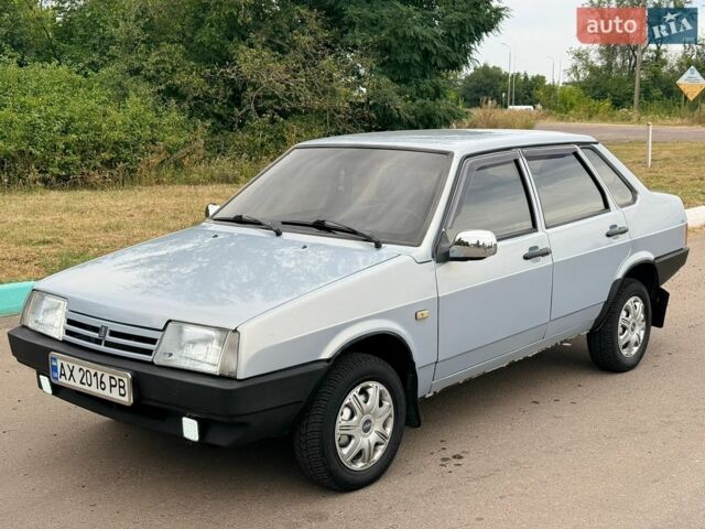 Сірий ВАЗ 21099, об'ємом двигуна 1.5 л та пробігом 223 тис. км за 1999 $, фото 1 на Automoto.ua
