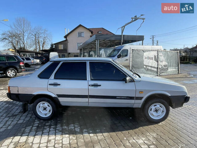 Серый ВАЗ 21099, объемом двигателя 1.5 л и пробегом 205 тыс. км за 1250 $, фото 1 на Automoto.ua