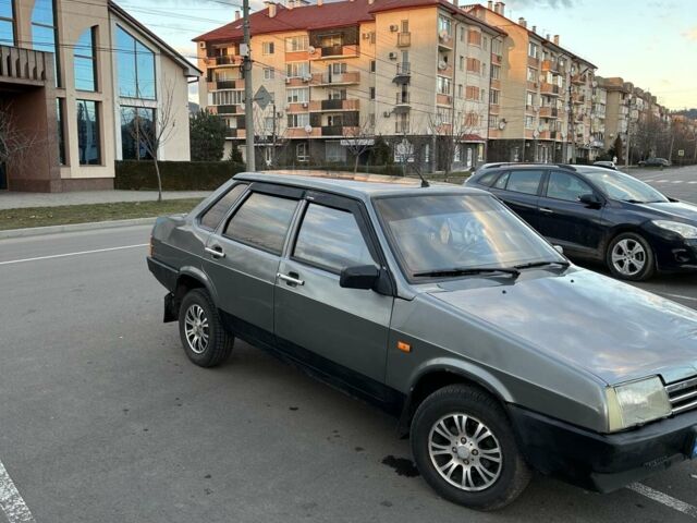 Серый ВАЗ 21099, объемом двигателя 1.5 л и пробегом 268 тыс. км за 1600 $, фото 1 на Automoto.ua