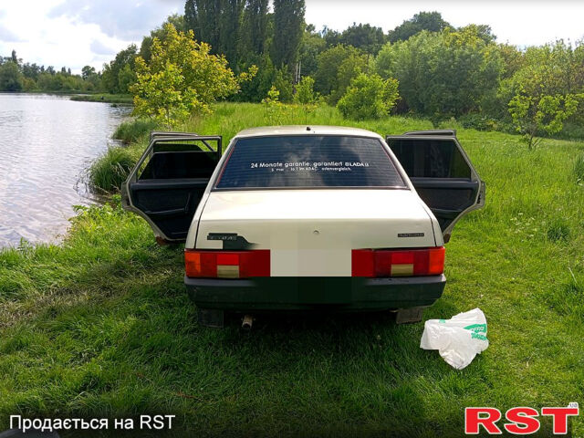 Сірий ВАЗ 21099, об'ємом двигуна 1.5 л та пробігом 200 тис. км за 1300 $, фото 1 на Automoto.ua