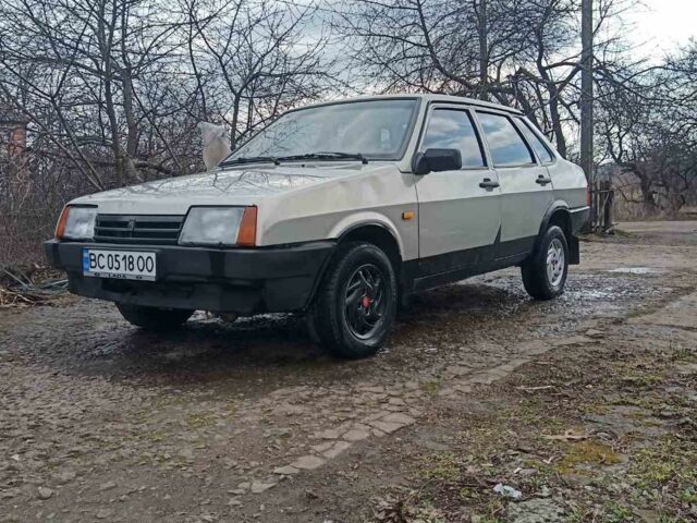Серый ВАЗ 21099, объемом двигателя 1.5 л и пробегом 150 тыс. км за 1297 $, фото 1 на Automoto.ua
