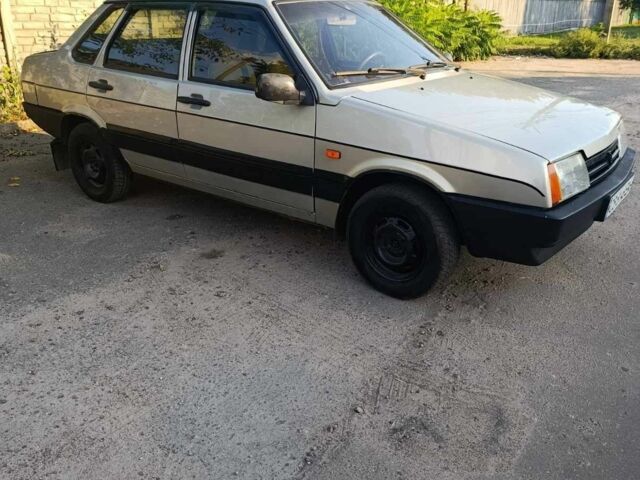 Сірий ВАЗ 21099, об'ємом двигуна 1.5 л та пробігом 239 тис. км за 1402 $, фото 1 на Automoto.ua