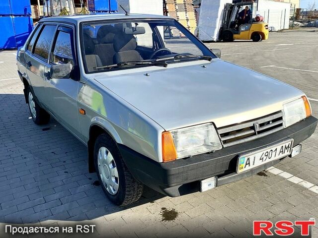 Сірий ВАЗ 21099, об'ємом двигуна 1.6 л та пробігом 190 тис. км за 2600 $, фото 1 на Automoto.ua