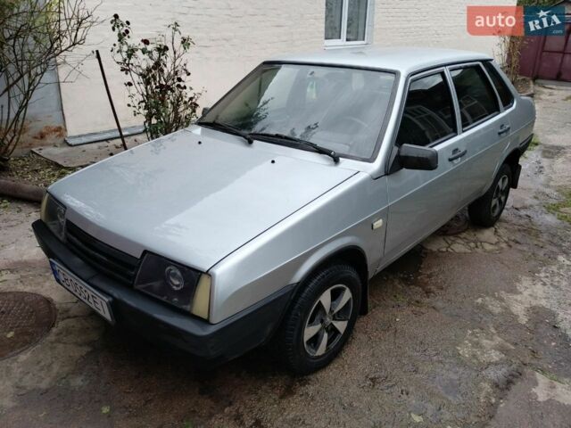 Серый ВАЗ 21099, объемом двигателя 1.6 л и пробегом 212 тыс. км за 2000 $, фото 1 на Automoto.ua