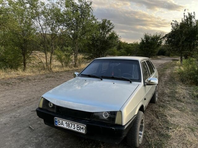 Сірий ВАЗ 21099, об'ємом двигуна 1.5 л та пробігом 250 тис. км за 1349 $, фото 1 на Automoto.ua