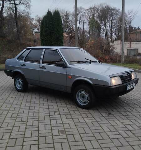 Серый ВАЗ 21099, объемом двигателя 1.5 л и пробегом 185 тыс. км за 1899 $, фото 1 на Automoto.ua