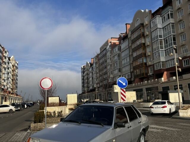 Серый ВАЗ 21099, объемом двигателя 1.5 л и пробегом 369 тыс. км за 1500 $, фото 1 на Automoto.ua