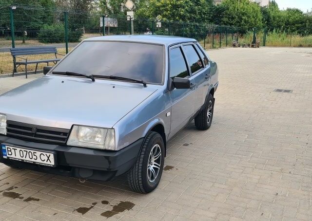 ВАЗ 21099 2006 в Херсоне на Automoto.ua Серый ВАЗ 21099, объемом двигателя 1.5 л и пробегом 200 тыс. км за 1700 $, фото 1 на Automoto.ua