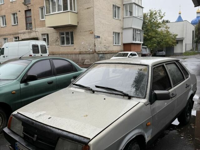 Серый ВАЗ 21099, объемом двигателя 1.5 л и пробегом 247 тыс. км за 401 $, фото 1 на Automoto.ua