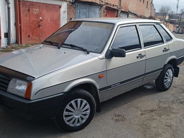 Серый ВАЗ 21099, объемом двигателя 1.5 л и пробегом 197 тыс. км за 1850 $, фото 1 на Automoto.ua