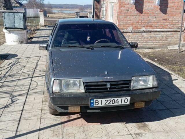 Серый ВАЗ 21099, объемом двигателя 1.5 л и пробегом 200 тыс. км за 700 $, фото 1 на Automoto.ua