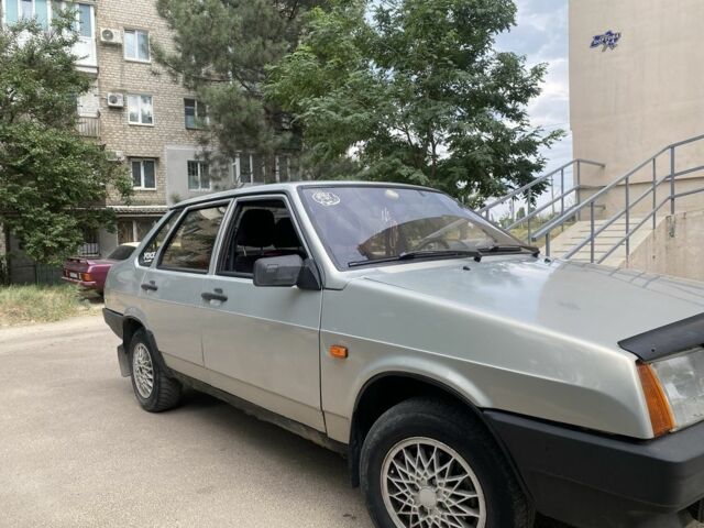Сірий ВАЗ 21099, об'ємом двигуна 1.5 л та пробігом 144 тис. км за 1353 $, фото 1 на Automoto.ua