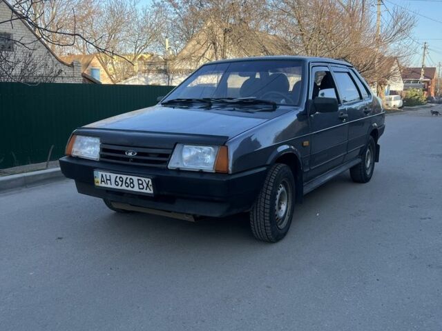 Серый ВАЗ 21099, объемом двигателя 1.5 л и пробегом 100 тыс. км за 1500 $, фото 1 на Automoto.ua