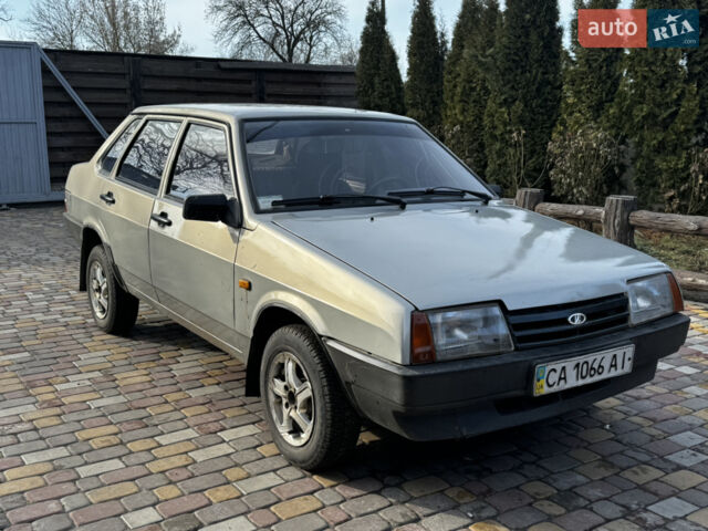 Сірий ВАЗ 21099, об'ємом двигуна 1.5 л та пробігом 110 тис. км за 1700 $, фото 1 на Automoto.ua