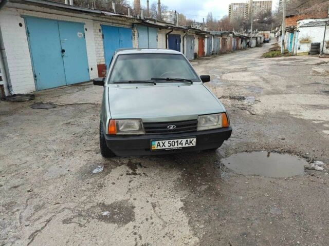Серый ВАЗ 21099, объемом двигателя 1.5 л и пробегом 250 тыс. км за 1200 $, фото 1 на Automoto.ua