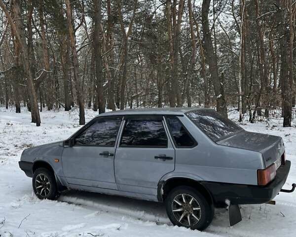 Серый ВАЗ 21099, объемом двигателя 1.5 л и пробегом 200 тыс. км за 1400 $, фото 1 на Automoto.ua