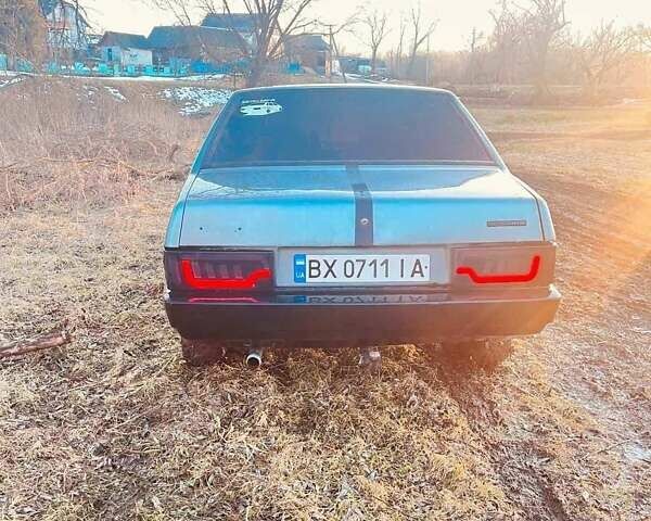 Серый ВАЗ 21099, объемом двигателя 1.5 л и пробегом 164 тыс. км за 700 $, фото 1 на Automoto.ua