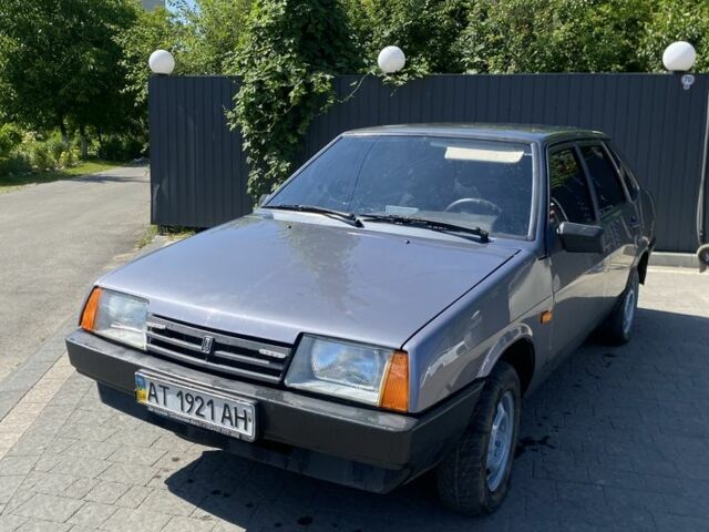 Серый ВАЗ 21099, объемом двигателя 1.5 л и пробегом 180 тыс. км за 1900 $, фото 1 на Automoto.ua