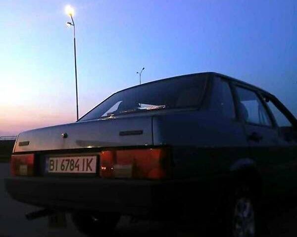 Сірий ВАЗ 21099, об'ємом двигуна 1.5 л та пробігом 83 тис. км за 2000 $, фото 1 на Automoto.ua