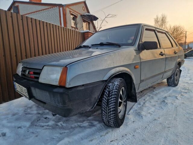 Серый ВАЗ 21099, объемом двигателя 1.6 л и пробегом 197 тыс. км за 1864 $, фото 1 на Automoto.ua