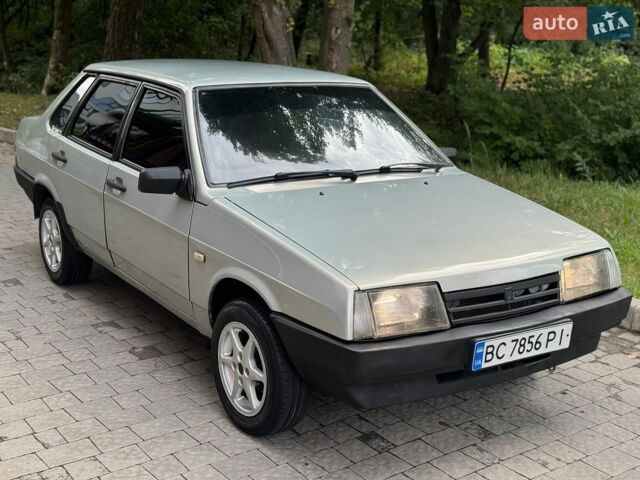 Сірий ВАЗ 21099, об'ємом двигуна 1.6 л та пробігом 300 тис. км за 1199 $, фото 1 на Automoto.ua