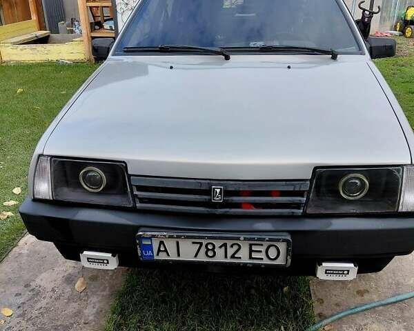 Серый ВАЗ 21099, объемом двигателя 1.6 л и пробегом 223 тыс. км за 3500 $, фото 1 на Automoto.ua