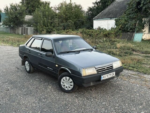 Сірий ВАЗ 21099, об'ємом двигуна 1.6 л та пробігом 185 тис. км за 1199 $, фото 1 на Automoto.ua