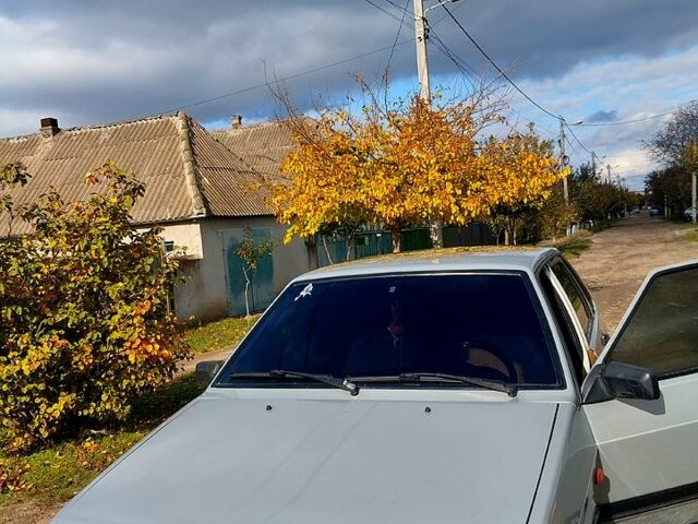 Сірий ВАЗ 21099, об'ємом двигуна 1.5 л та пробігом 130 тис. км за 2700 $, фото 1 на Automoto.ua