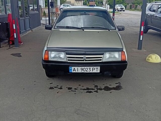 Серый ВАЗ 21099, объемом двигателя 1.6 л и пробегом 269 тыс. км за 1000 $, фото 1 на Automoto.ua
