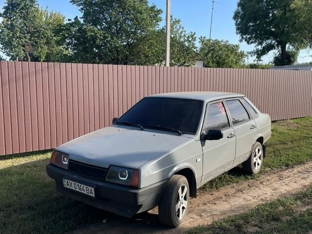 Сірий ВАЗ 21099, об'ємом двигуна 1.6 л та пробігом 270 тис. км за 1300 $, фото 1 на Automoto.ua