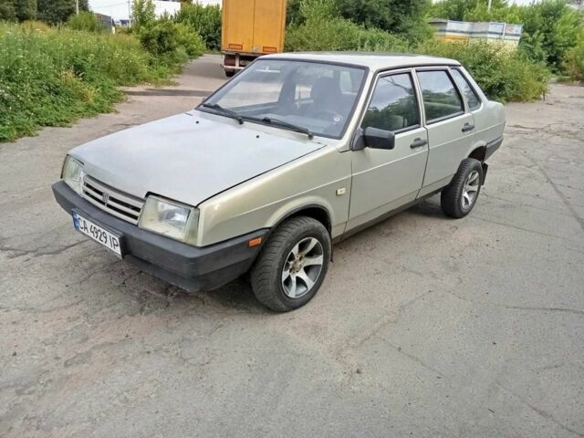 Сірий ВАЗ 21099, об'ємом двигуна 1.6 л та пробігом 165 тис. км за 1550 $, фото 1 на Automoto.ua