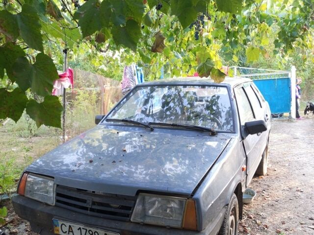 Сірий ВАЗ 21099, об'ємом двигуна 1.5 л та пробігом 200 тис. км за 671 $, фото 1 на Automoto.ua