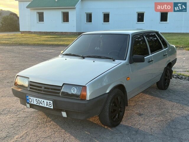 Серый ВАЗ 21099, объемом двигателя 1.6 л и пробегом 214 тыс. км за 1849 $, фото 1 на Automoto.ua